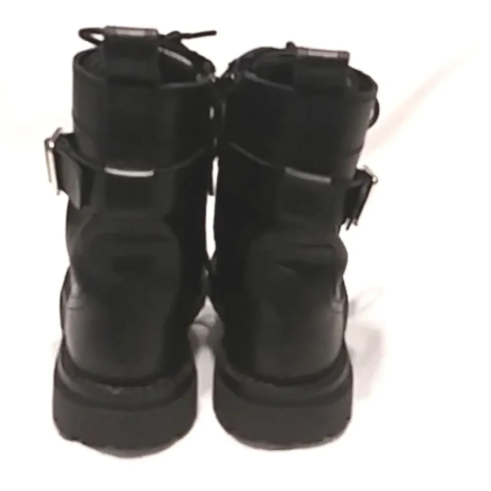 Zara Girls Combat Boots Leather Lug Easy Zip Laced Look Silver Buckles EU 32